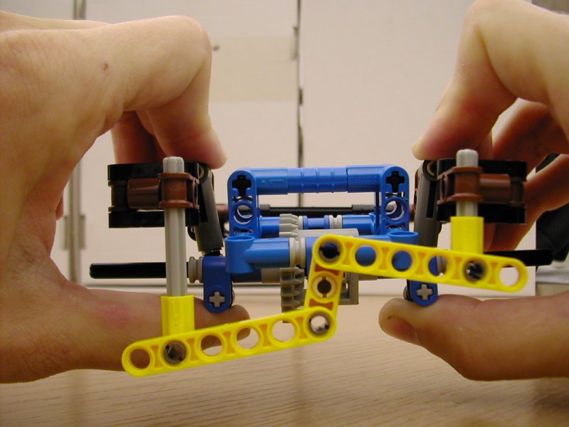 http://www.wegmuller.org/lego/technic/ideas/hi_watt7.jpg