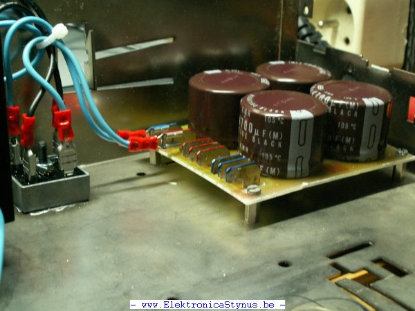 http://www.elektronicastynus.be/Projecten/CNC/pic/elektro/CNC_voeding_6.jpg
