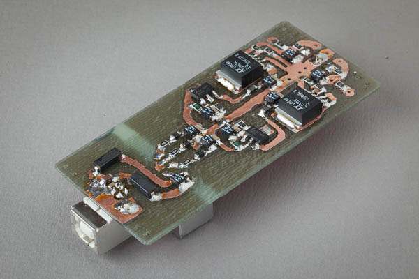 http://www.miedema.dyndns.org/fmpics/Circuits_online/dc-dc/IMG_3924_dc-dc_proto_bottom-600pix.jpg