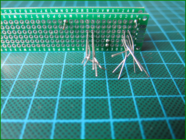 http://www.bramcam.nl/Diversen/50-Ohm-Splitters/50-Ohm-Splitters-16.6633e.png