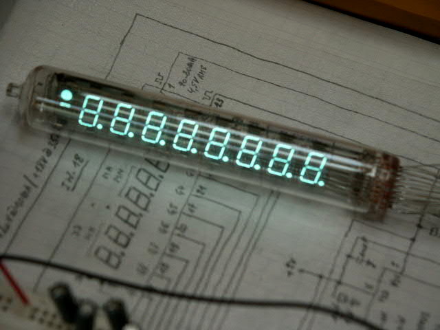 http://www.turbokeu.com/myprojects/vfdclock/pict0011.jpg