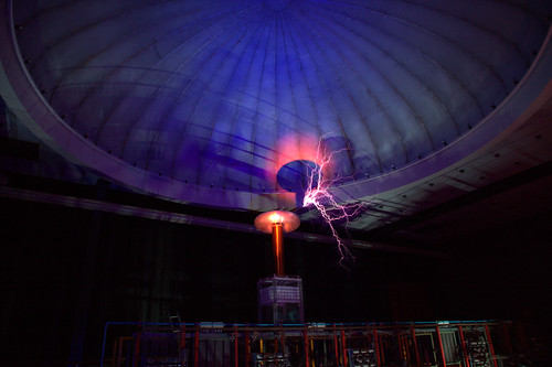 http://farm7.static.flickr.com/6186/6210934264_18005aec62.jpg