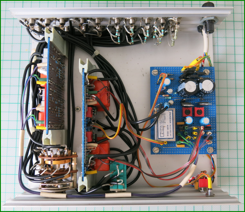 http://www.bramcam.nl/Audio/LT1037-NE5533-PreAmp/LT1037-NE5533-PreAmp-03.png