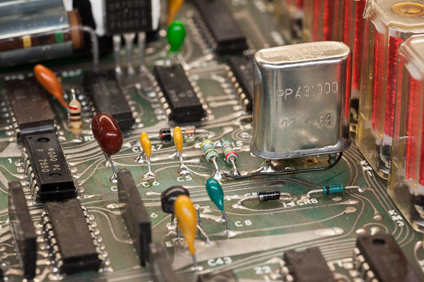 http://www.miedema.dyndns.org/co/2018/IMG_3614_nieuw_500kHz_kristal_in_Data_Precision-600pix.jpg
